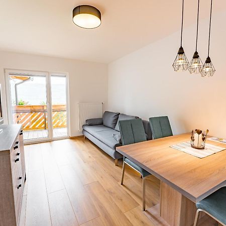 Haus Nowak Ferienwohnungen ミルシュタット エクステリア 写真