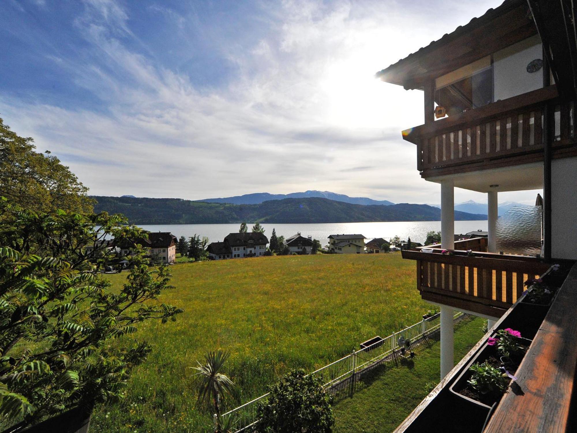 Haus Nowak Ferienwohnungen ミルシュタット エクステリア 写真
