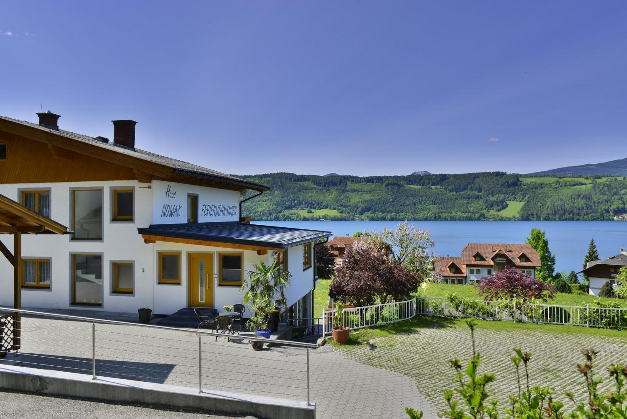 Haus Nowak Ferienwohnungen ミルシュタット エクステリア 写真