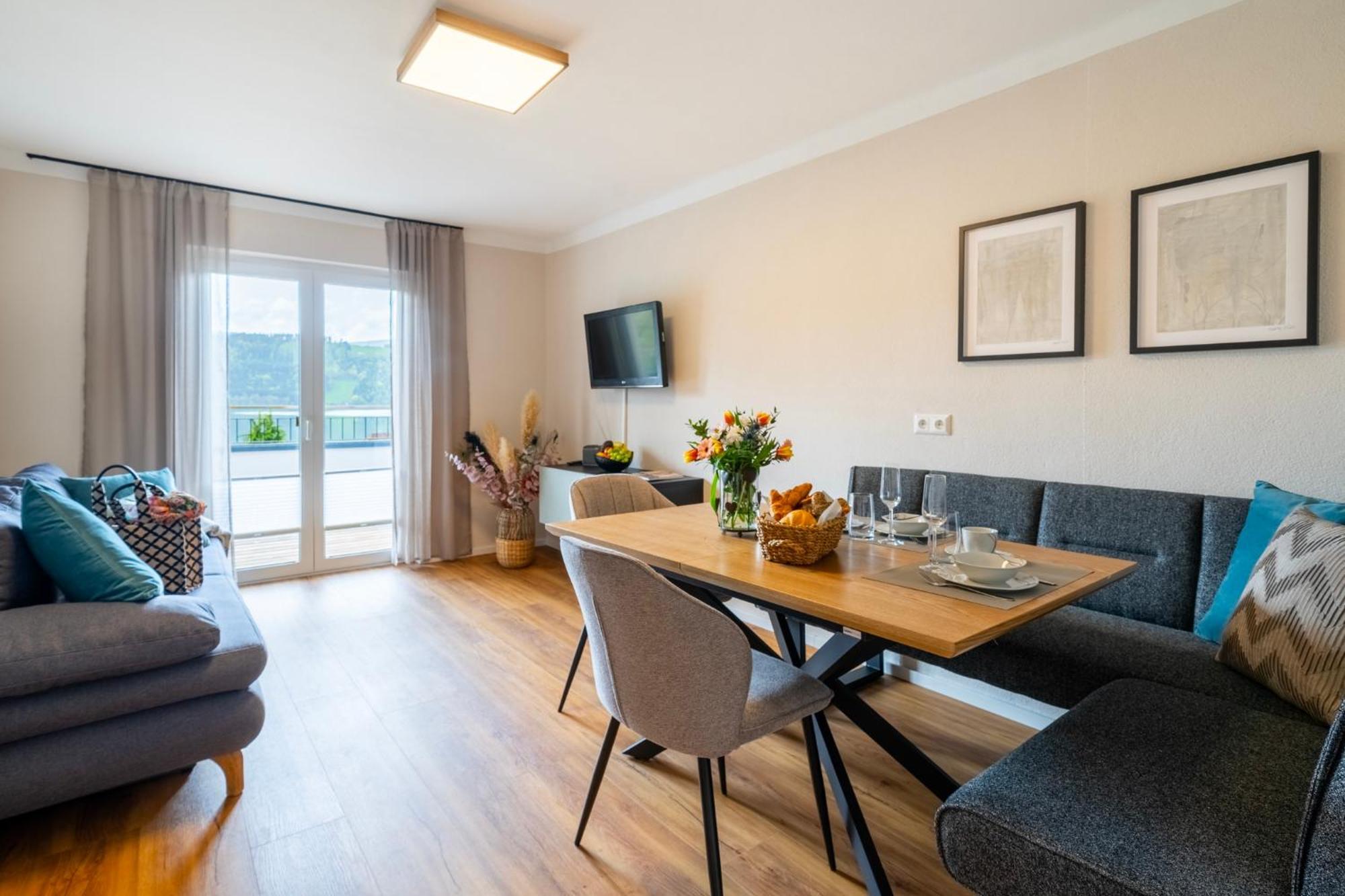 Haus Nowak Ferienwohnungen ミルシュタット エクステリア 写真
